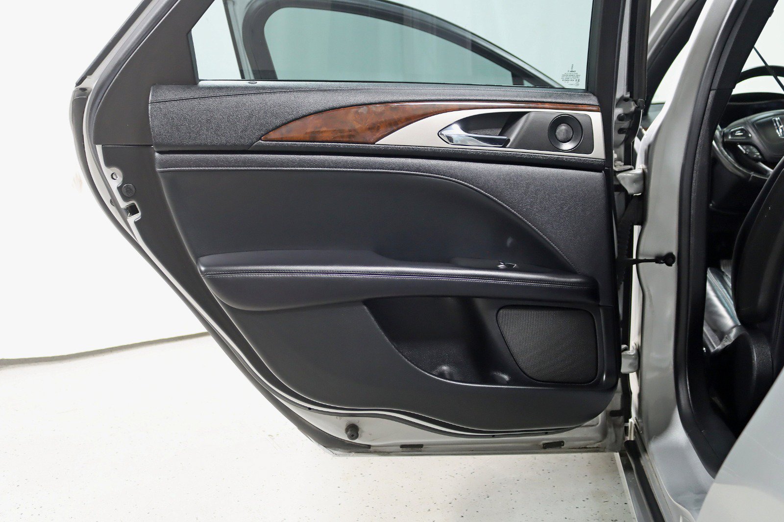 Used 2019 Lincoln MKZ Reserve AWD/4WD image 32