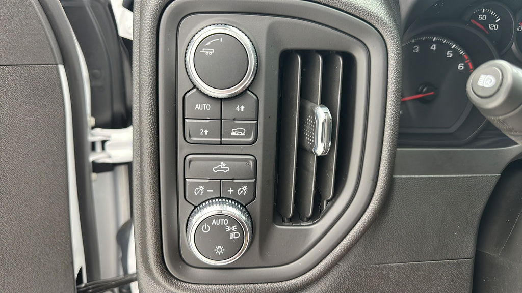 Used 2023 GMC Sierra 1500 Pro w/ Pro Value Package AWD/4WD image 23