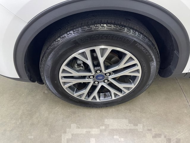 Certified 2022 Ford Escape SEL w/ Technology Package image 16