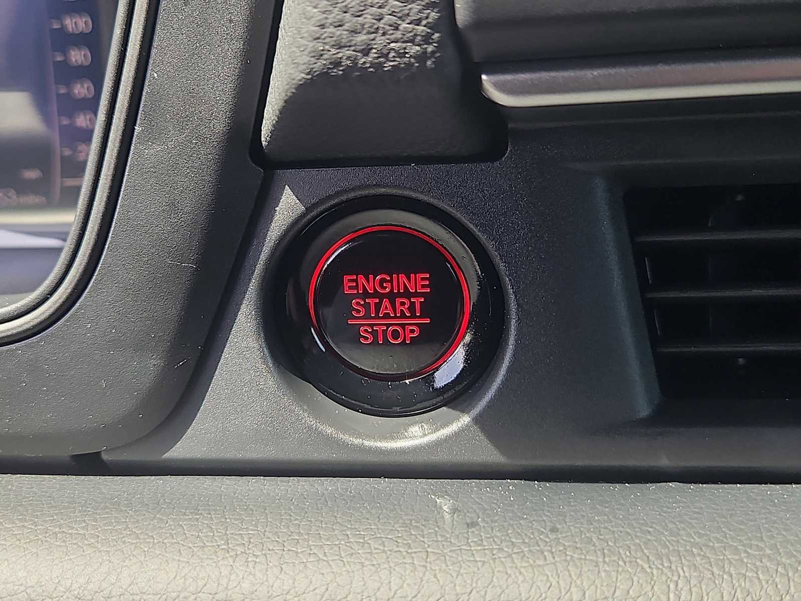 Certified 2026 Honda Pilot Sport image 23