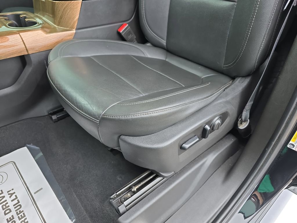 Used 2021 Chevrolet Silverado 2500 LTZ w/ Z71 Chrome Sport Edition image 33