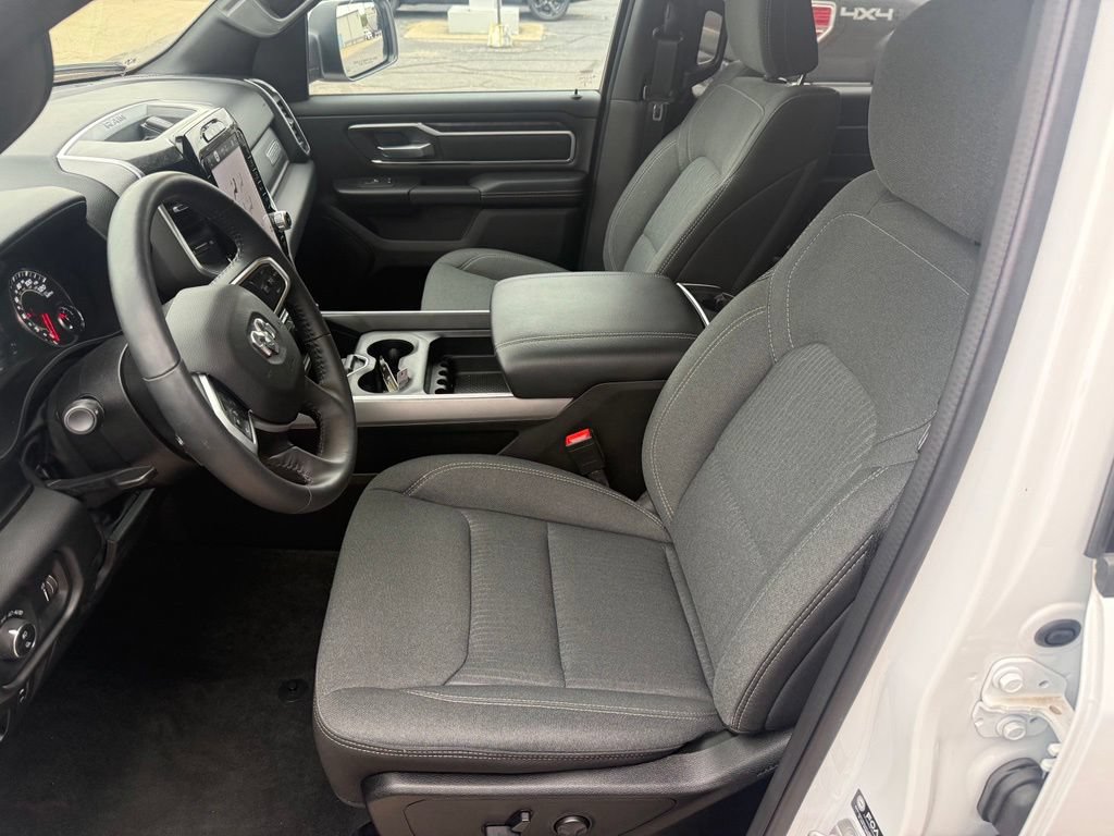 Used 2023 RAM 1500 Big Horn AWD/4WD image 30