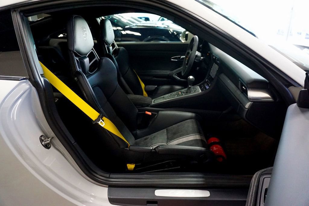 Used 2018 Porsche 911 GT3 image 35