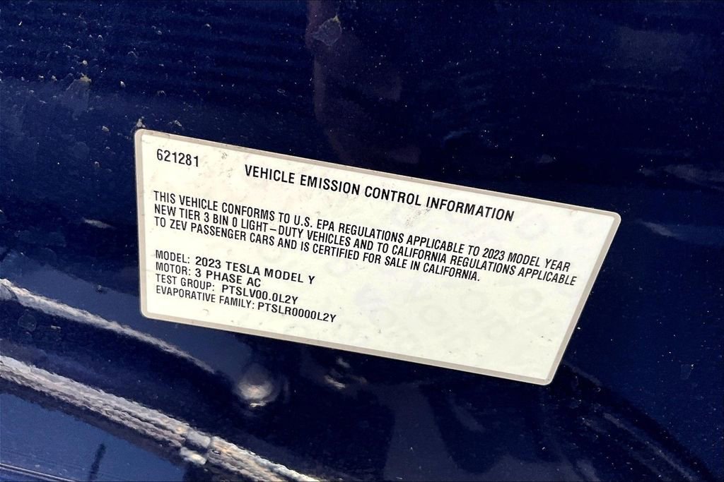 Used 2023 Tesla Model Y Long Range image 29