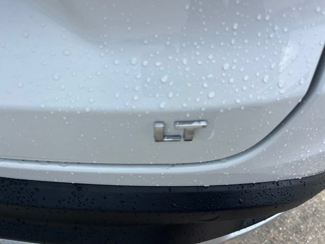 New 2026 Chevrolet Trax LT w/ Sunroof Package FWD image 6