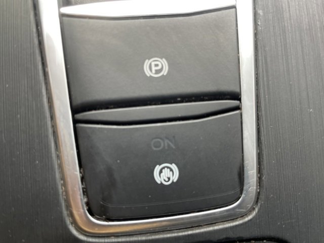 Used 2022 Ford Escape SE image 44