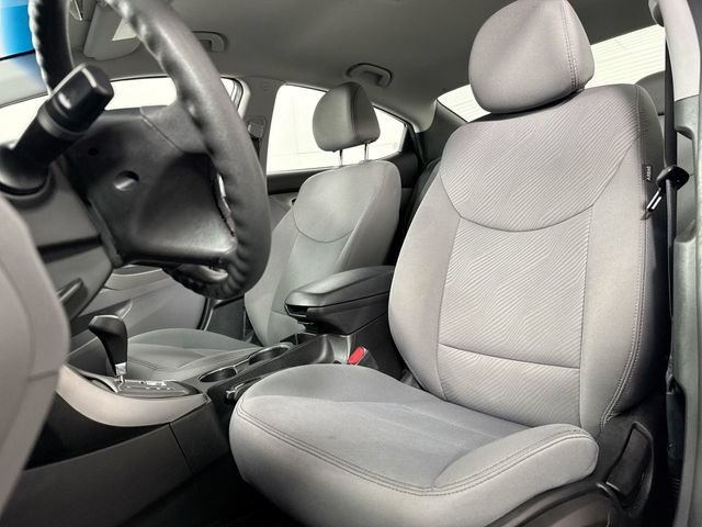 Used 2013 Hyundai Elantra GLS w/ Preferred Pkg FWD image 17
