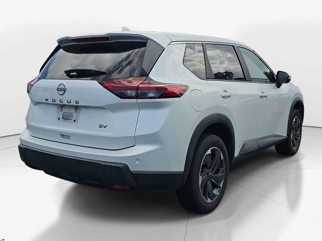 Used 2024 Nissan Rogue SV FWD image 3