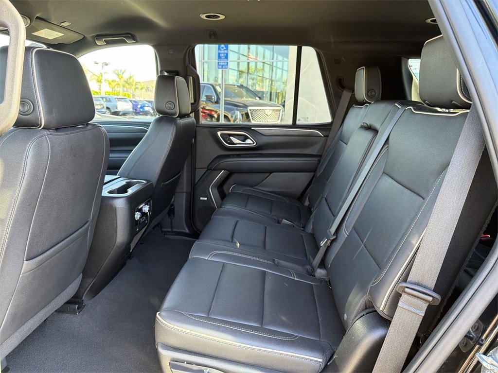 Used 2023 GMC Yukon SLT image 26