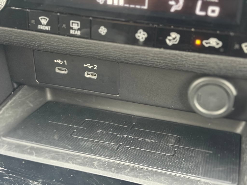 Used 2025 Mitsubishi Outlander ES AWD/4WD image 32