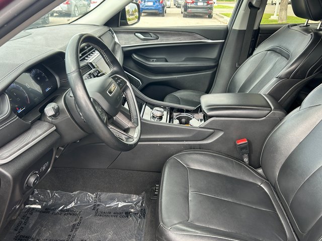 Used 2022 Jeep Grand Cherokee L Limited image 25