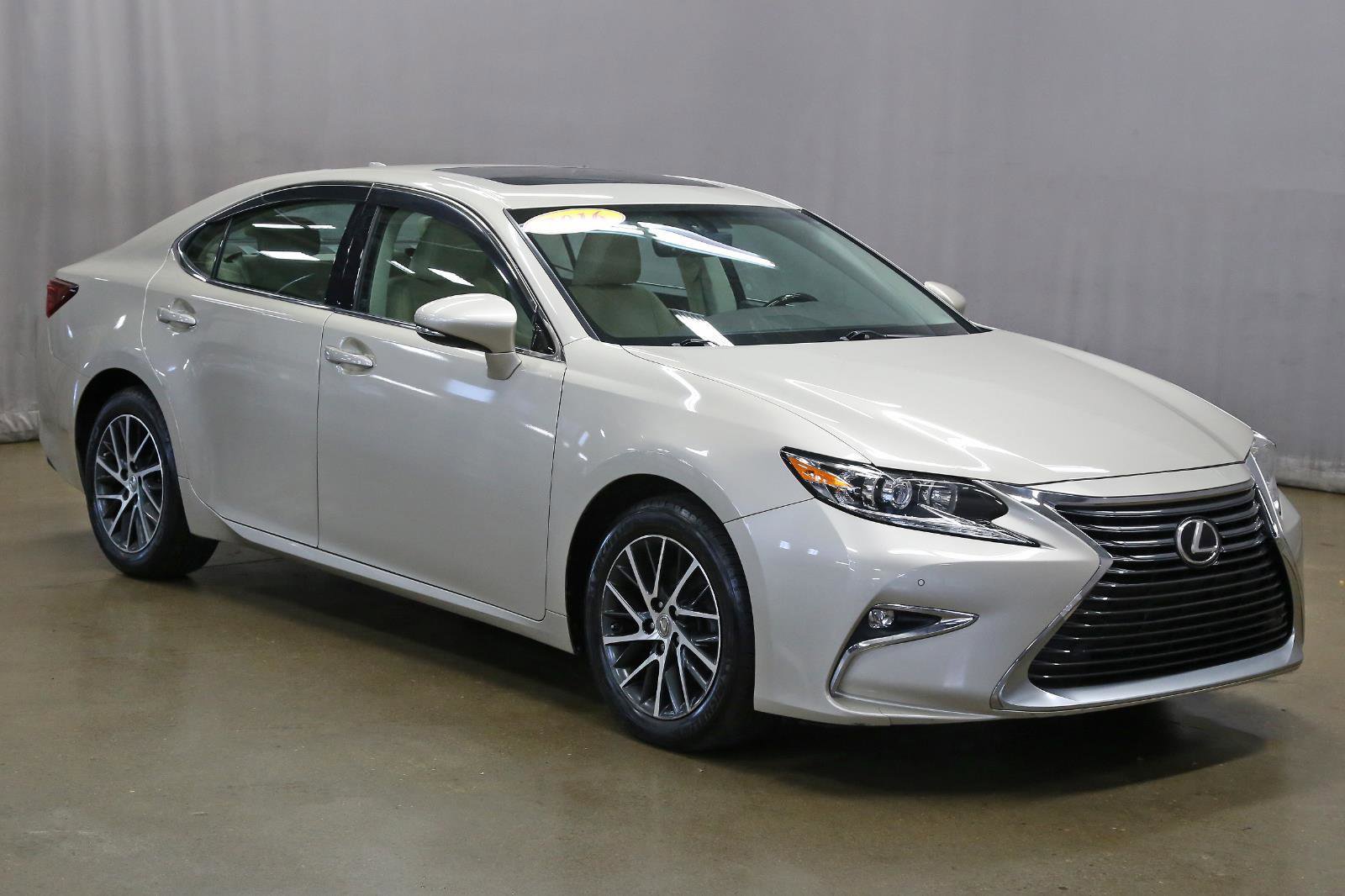 Used 2016 Lexus ES 350
