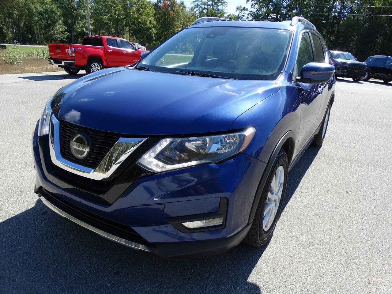 Used 2020 Nissan Rogue AWD w/ SV Moonroof Package image 6