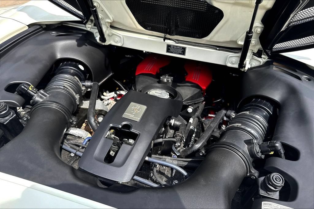 Used 2018 Ferrari 488 Spider RWD image 23
