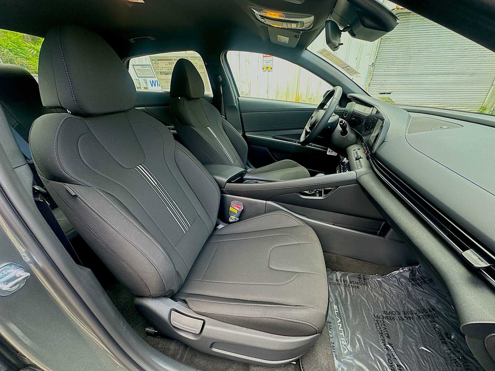 New 2026 Hyundai Elantra Sport w/ Cargo Package FWD image 25