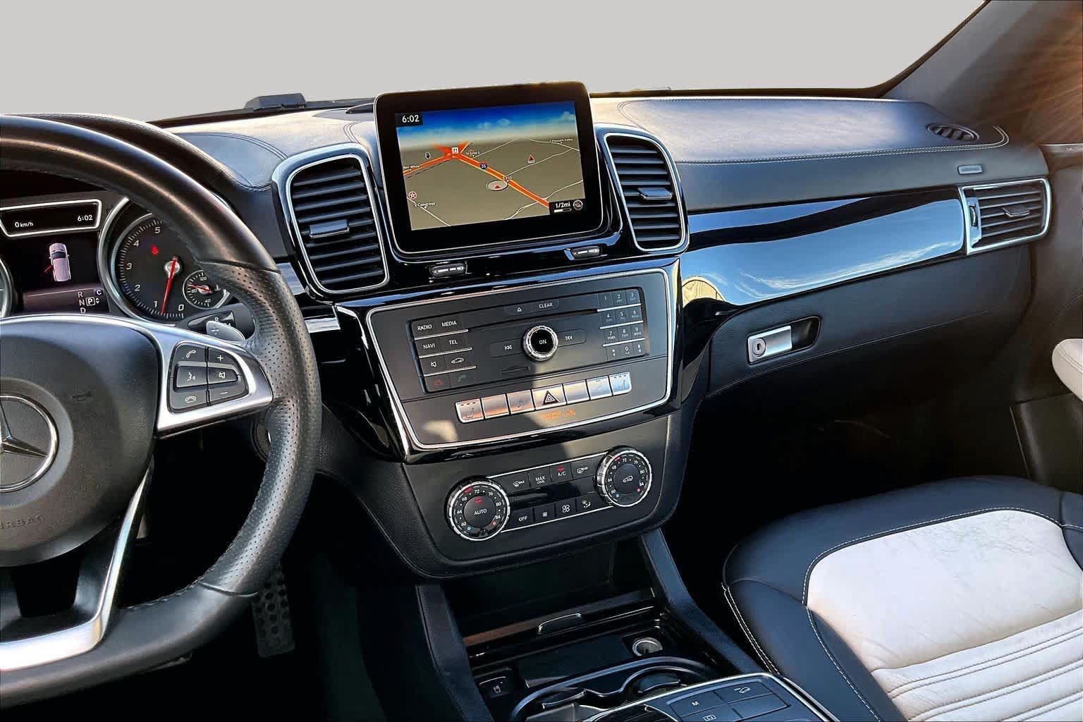 Used 2017 Mercedes-Benz GLE 350 4MATIC image 9