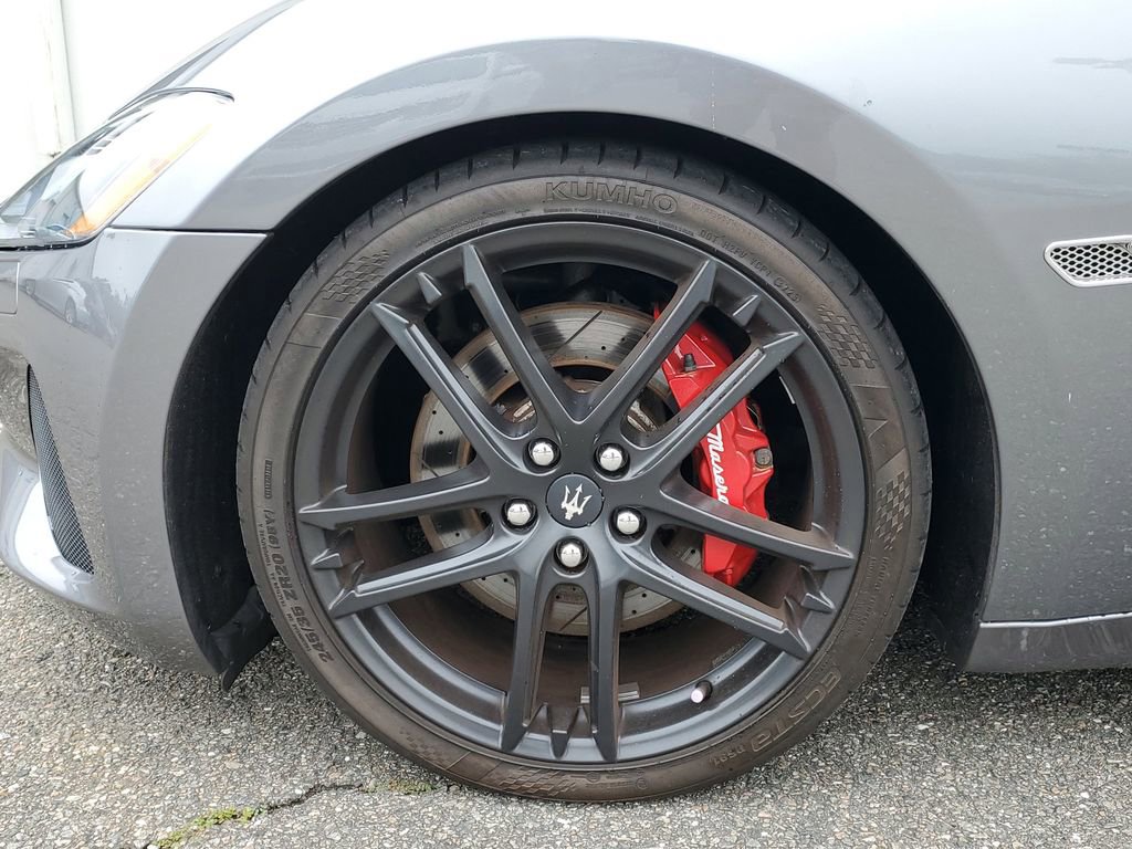 Used 2018 Maserati GranTurismo Sport image 6