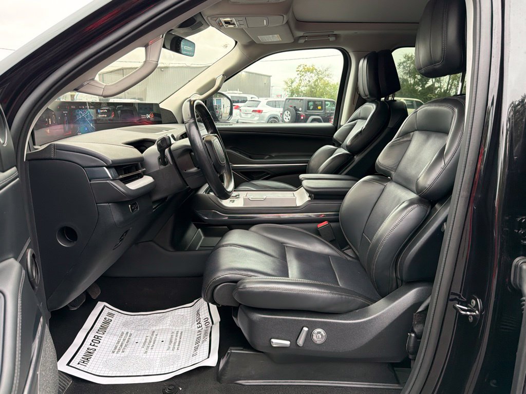 Used 2025 Lincoln Navigator L Reserve AWD/4WD image 15