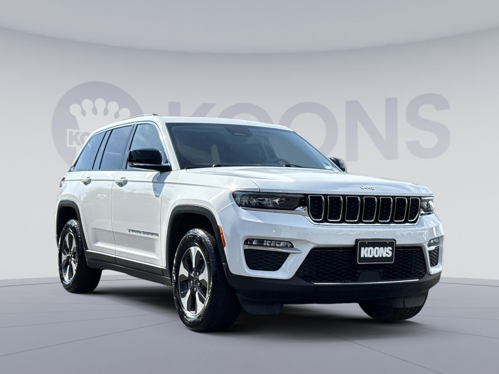 Used 2024 Jeep Grand Cherokee Limited 4xe AWD/4WD image 10