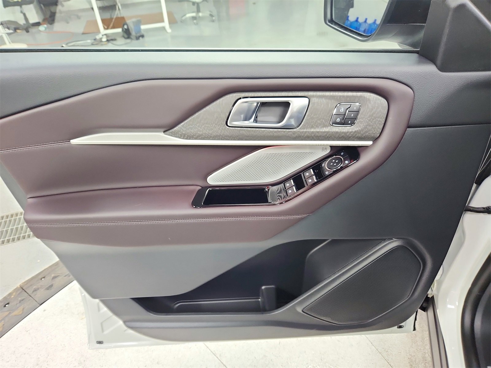 New 2026 Ford Explorer Platinum image 34