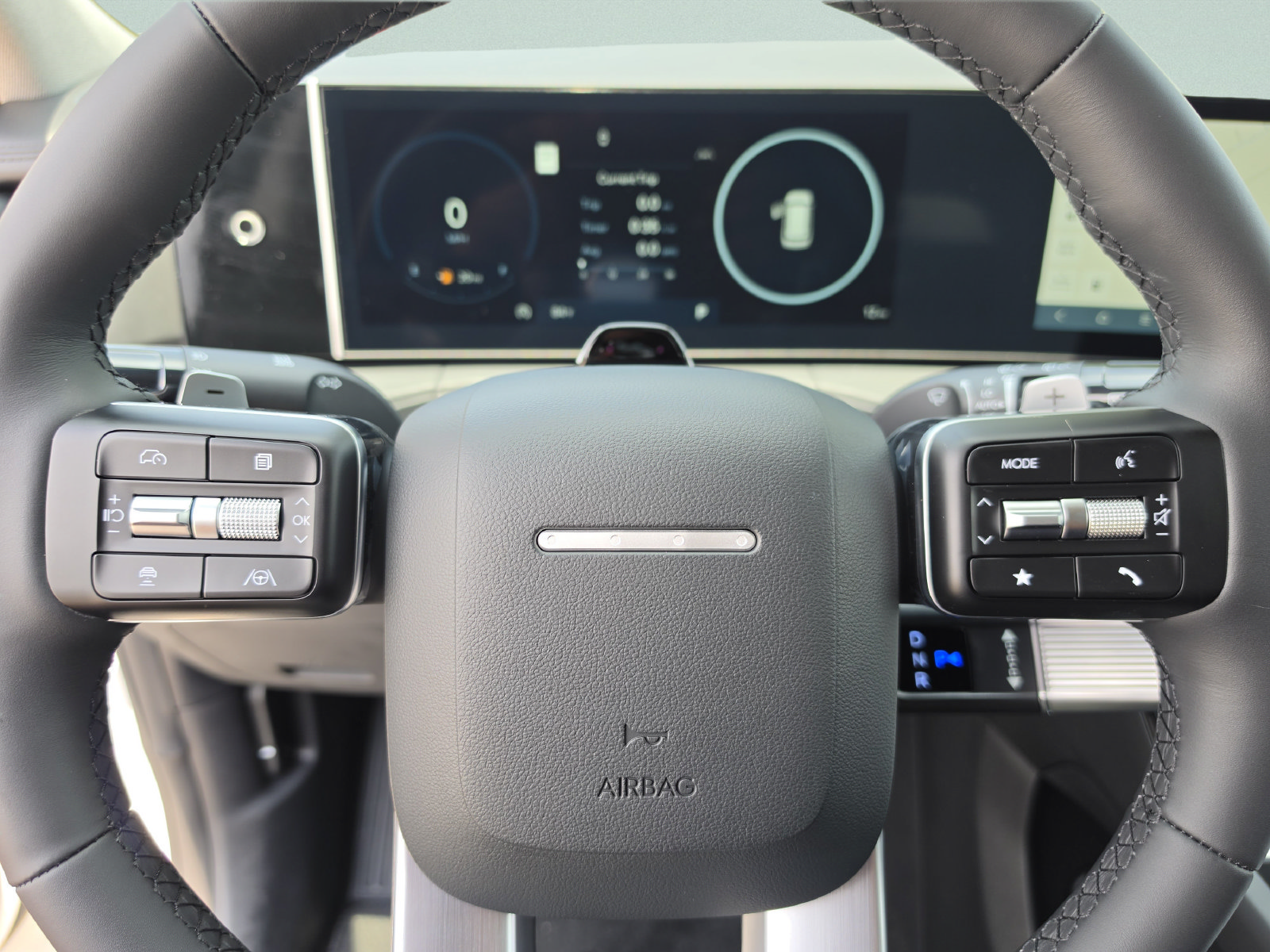 New 2026 Hyundai Santa Fe Limited FWD image 33