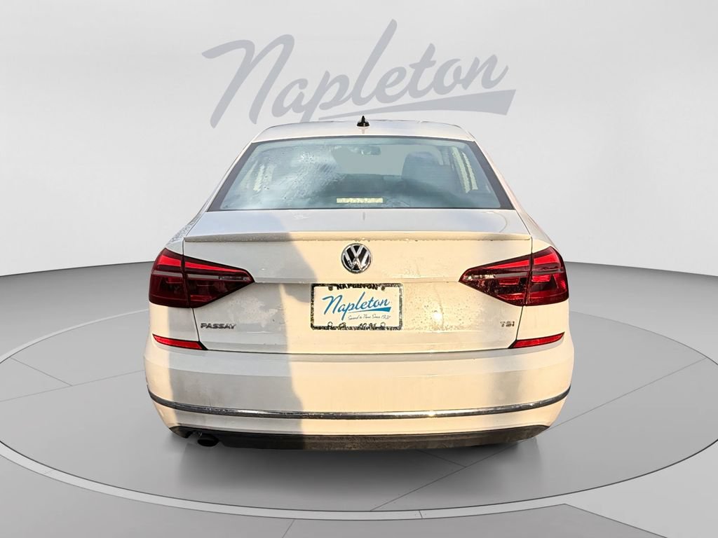 Used 2019 Volkswagen Passat 2.0T Wolfsburg FWD image 4