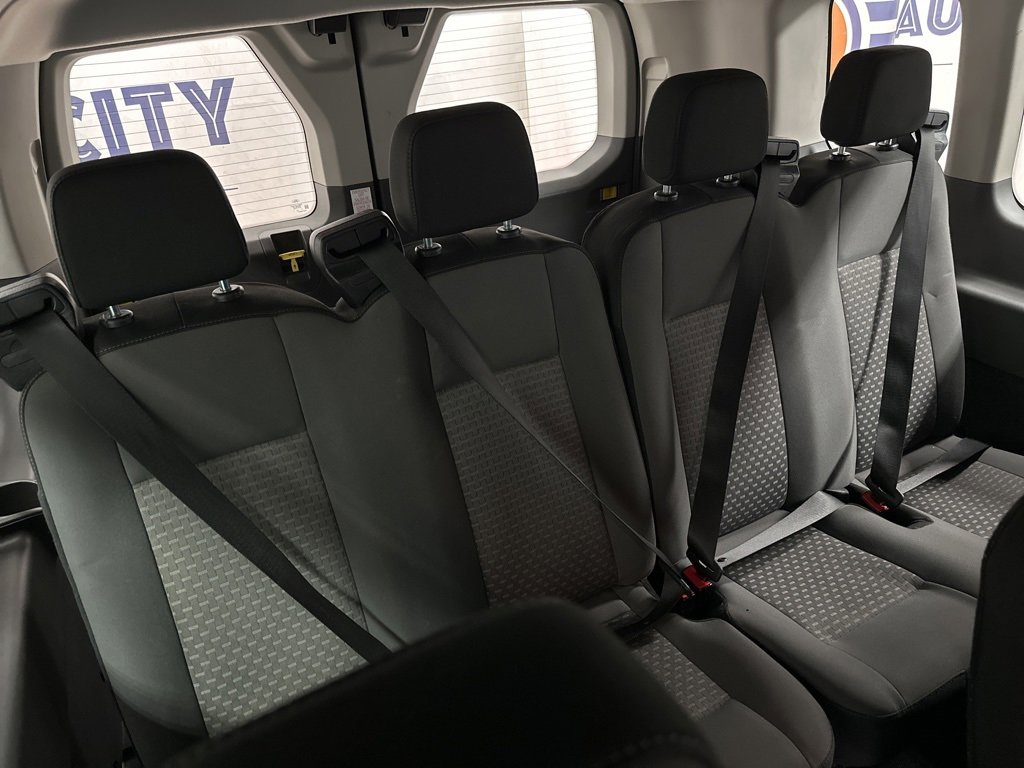 Used 2023 Ford Transit 350 XL image 33