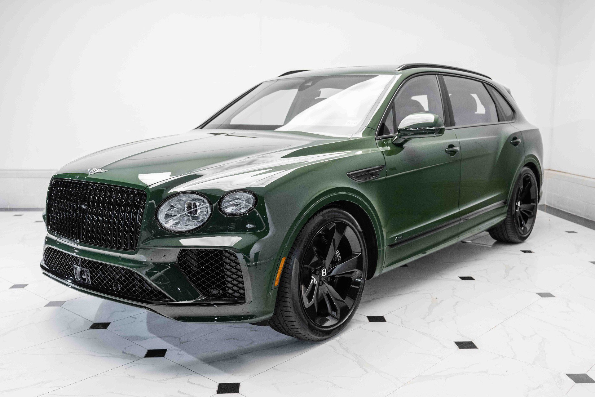 New 2024 Bentley Bentayga Extended Wheelbase image 9