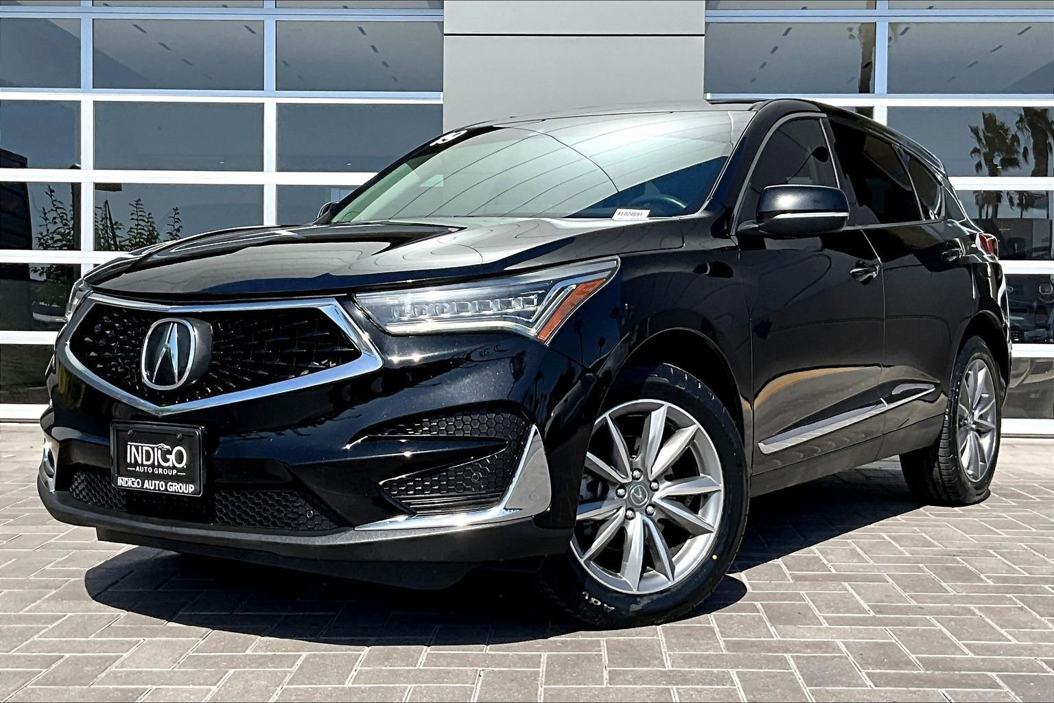 Used 2019 Acura RDX w/ Technology Package image 1