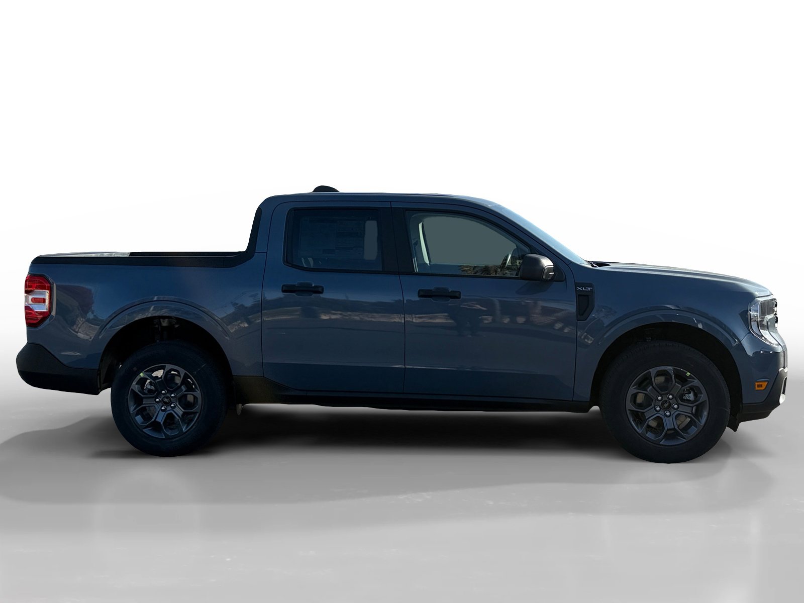 New 2025 Ford Maverick XLT image 6