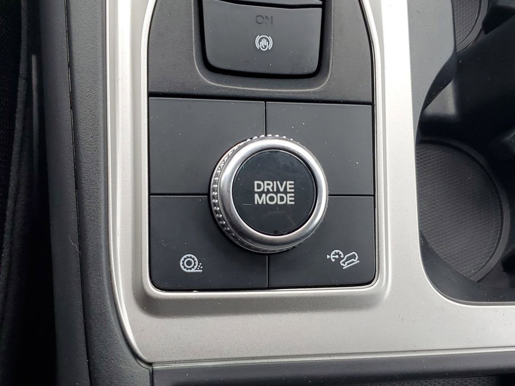 Certified 2023 Ford Explorer XLT w/ Class IV Trailer Tow Package image 28