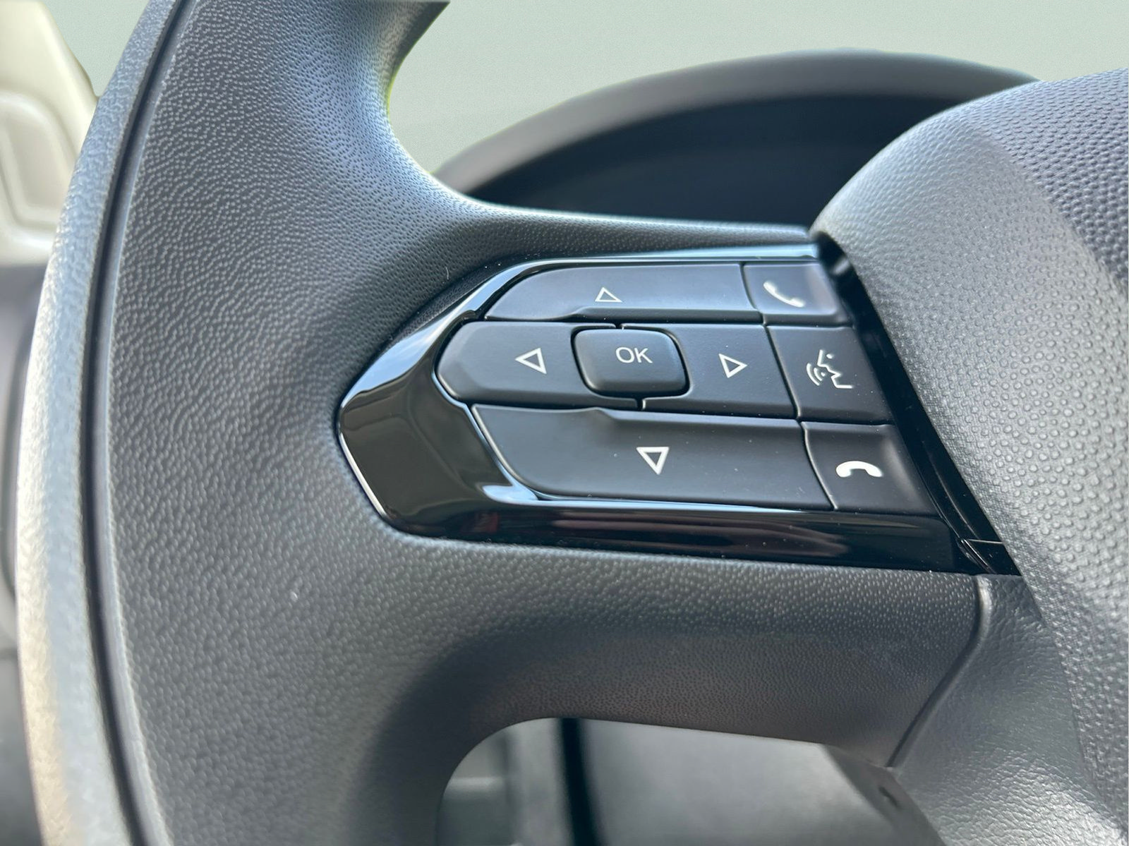 New 2026 RAM ProMaster 1500 w/ Safety Group FWD image 18