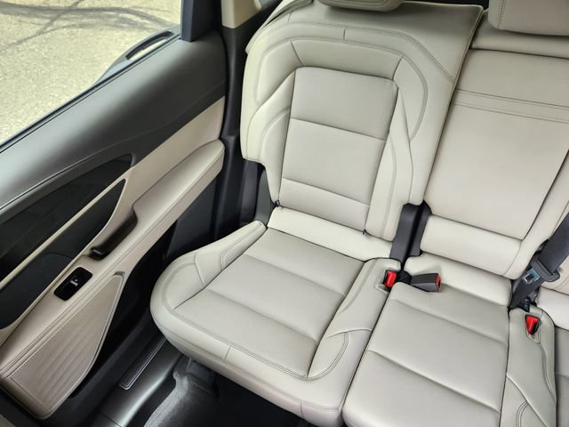 Certified 2025 Lincoln Nautilus Premier AWD/4WD image 13