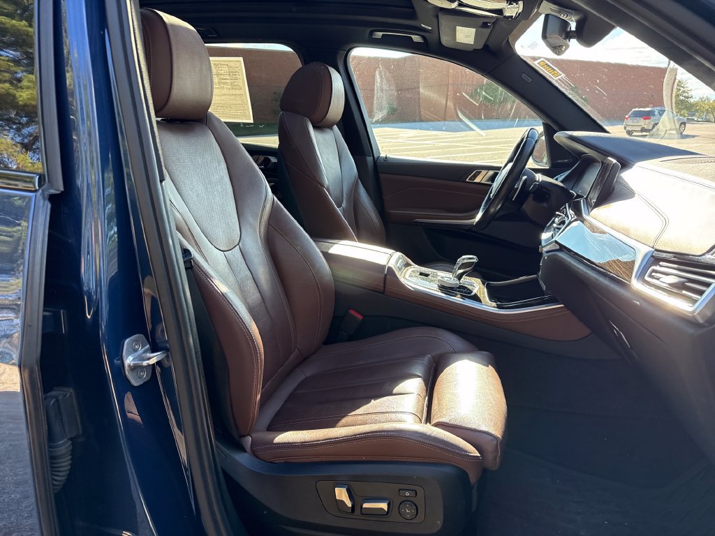 Used 2020 BMW X5 xDrive40i w/ M Sport Package AWD/4WD image 30