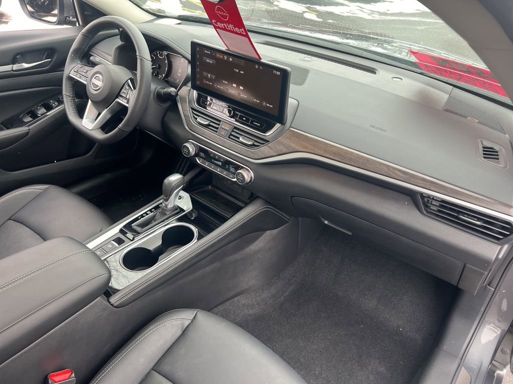 Certified 2025 Nissan Altima 2.5 SL image 24