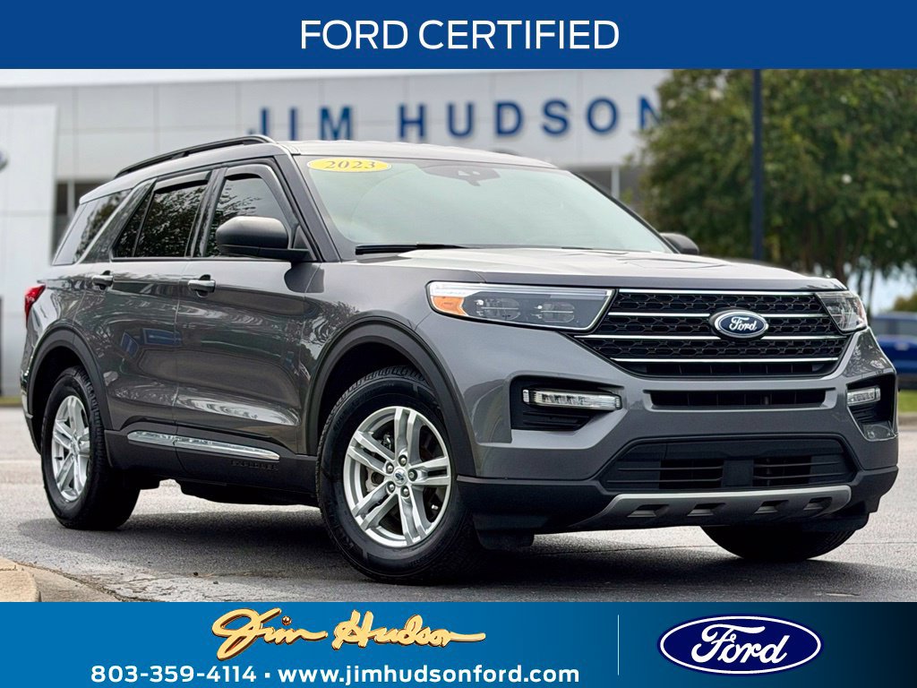 Used 2023 Ford Explorer XLT w/ Equipment Group 202A RWD image 1
