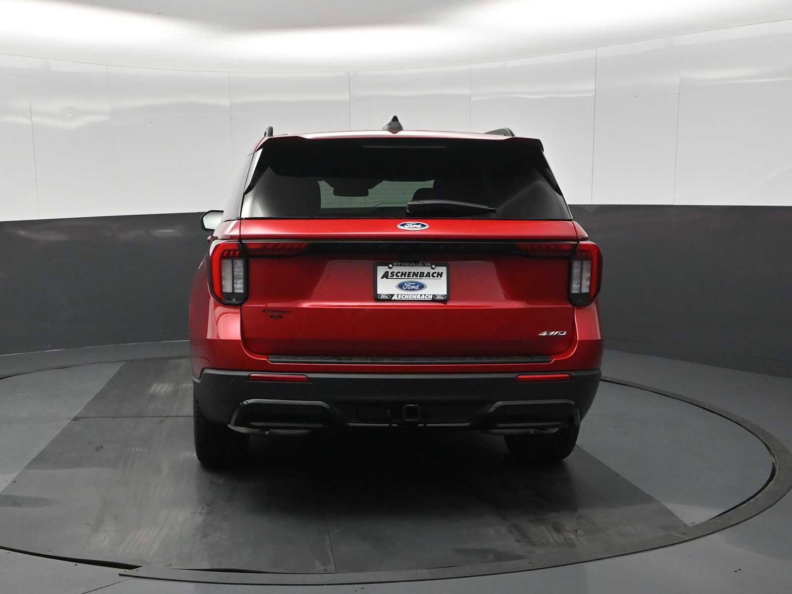 New 2026 Ford Explorer ST-Line w/ ST-Line Street Pack image 8