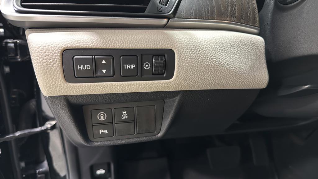 Used 2018 Honda Accord Touring image 20