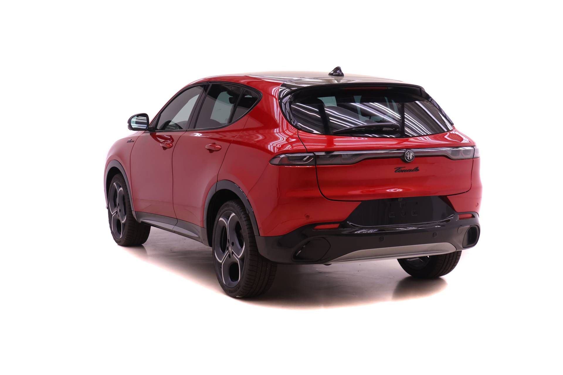 New 2026 Alfa Romeo Tonale AWD/4WD image 5