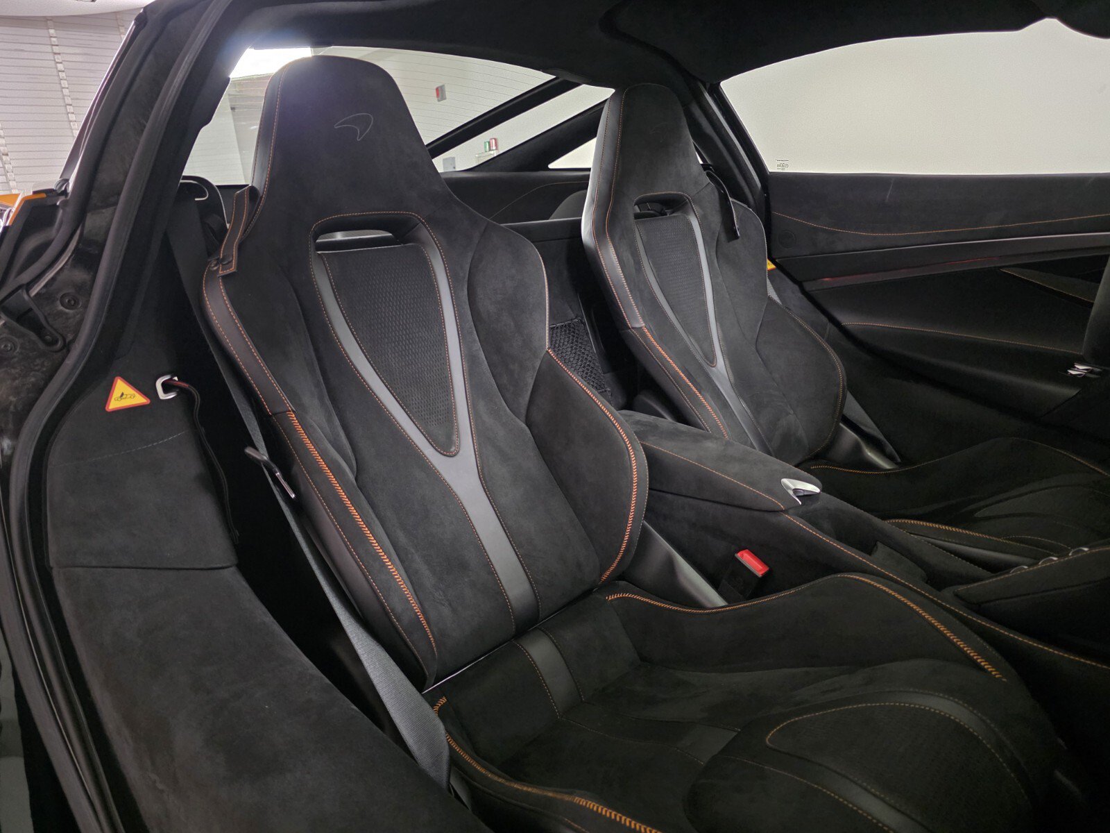 Used 2025 McLaren 750S RWD image 21