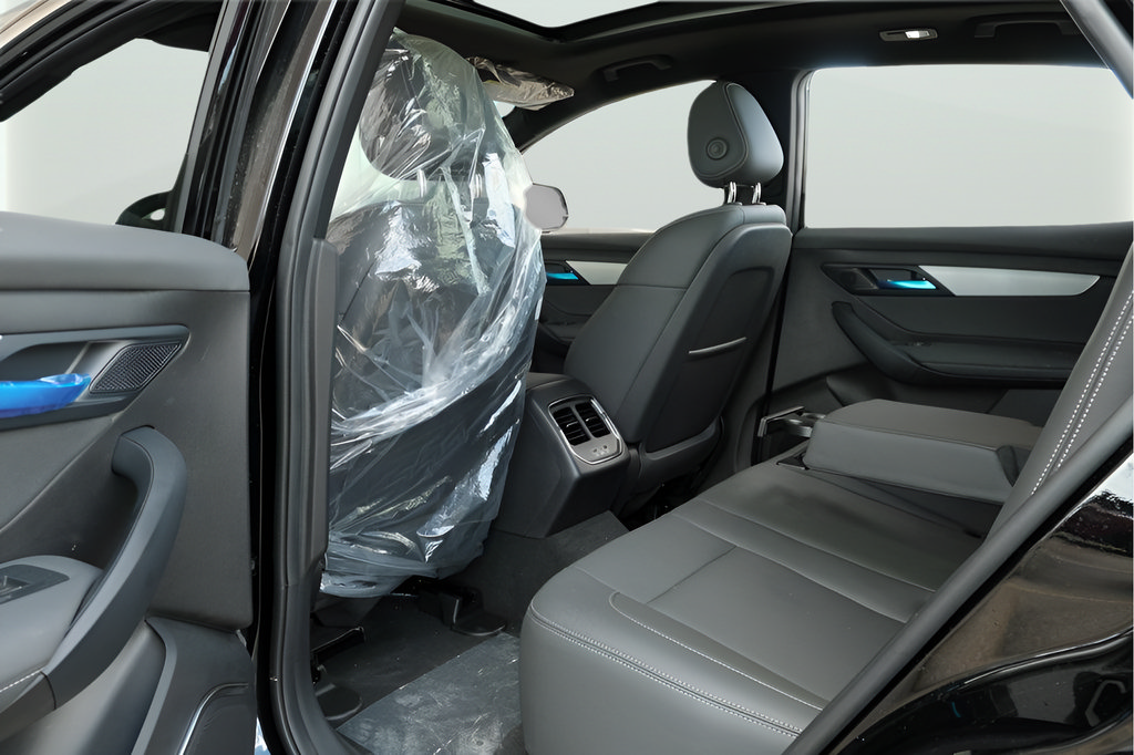 New 2025 VinFast VF 8 Plus AWD/4WD image 19