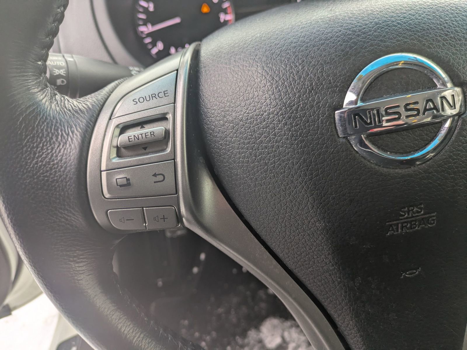 Used 2014 Nissan Altima 2.5 SV image 14