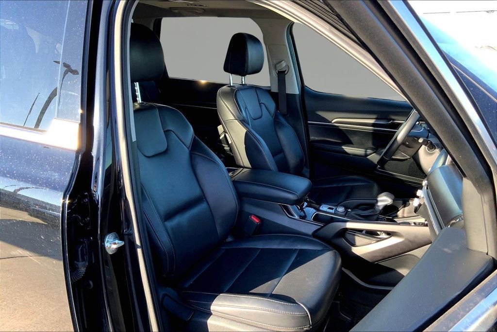Used 2024 Kia Telluride S w/ S Sunroof Package image 7