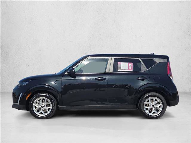Used 2024 Kia Soul LX w/ Option Group 015 FWD image 9