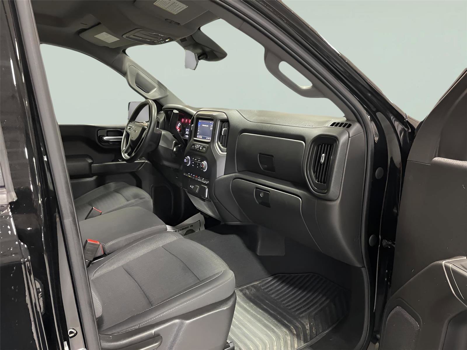 Used 2022 Chevrolet Silverado 1500 Custom Trail Boss image 21