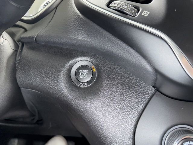 Used 2021 Jeep Cherokee Latitude Lux image 24