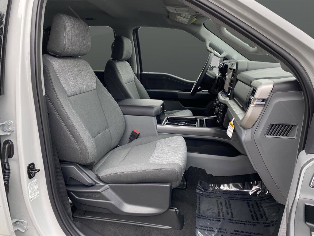 New 2026 Ford F350 XLT w/ XLT Premium Package image 38