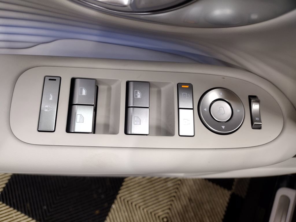 New 2026 Hyundai Ioniq 9 SEL image 18