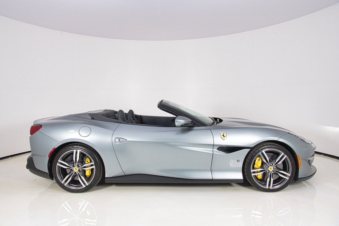 Certified 2019 Ferrari Portofino image 3