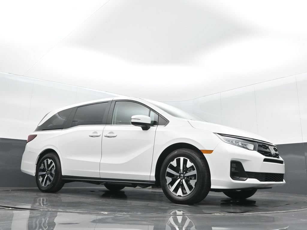 Certified 2026 Honda Odyssey EX-L image 10